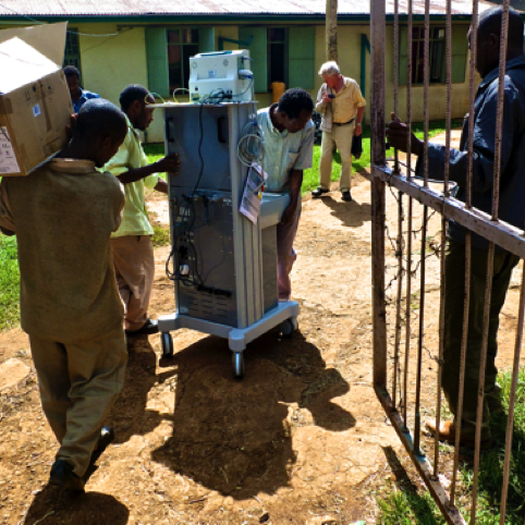 Anesthesia machine maintenance training in Ethiopia